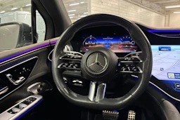 musta Mercedes-Benz EQE SUV 2023 kuva 12.