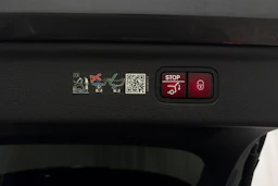 Harmaa Mercedes-Benz EQE SUV 2023 kuva 12.