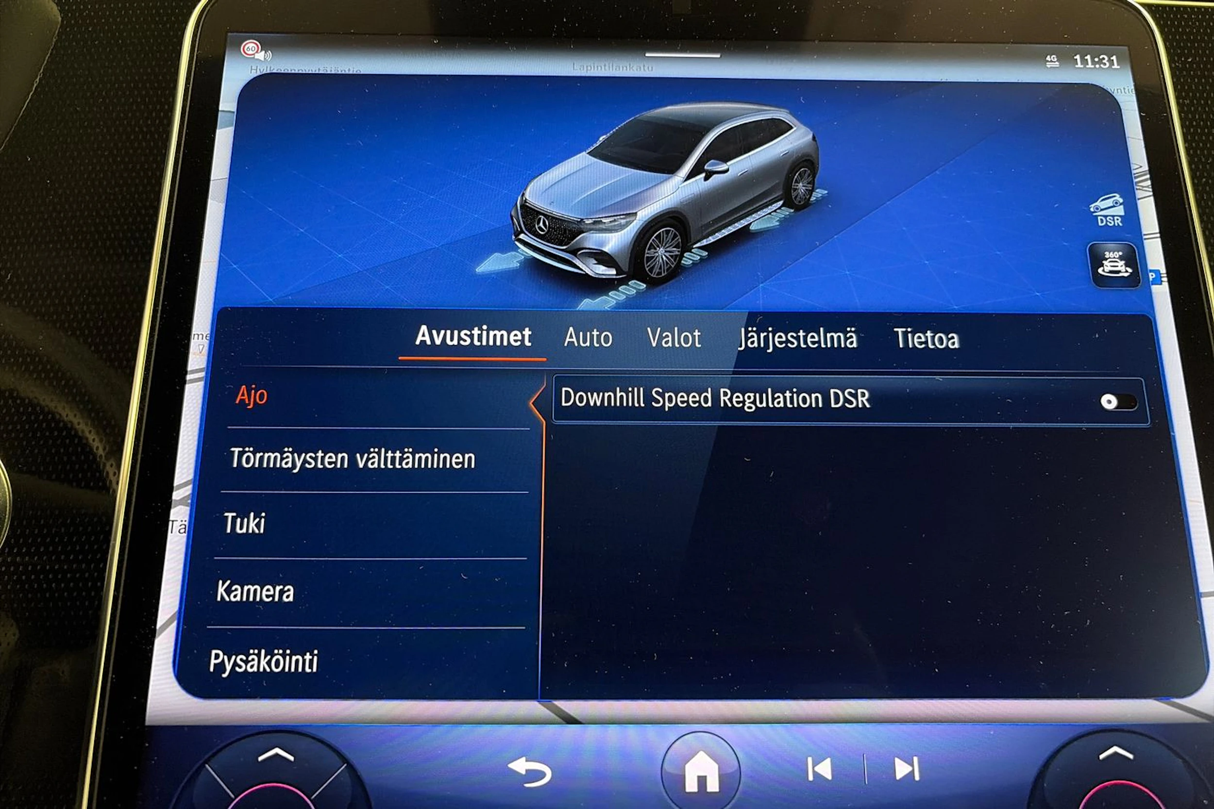 Harmaa Mercedes-Benz EQE SUV 2023 kuva 22.