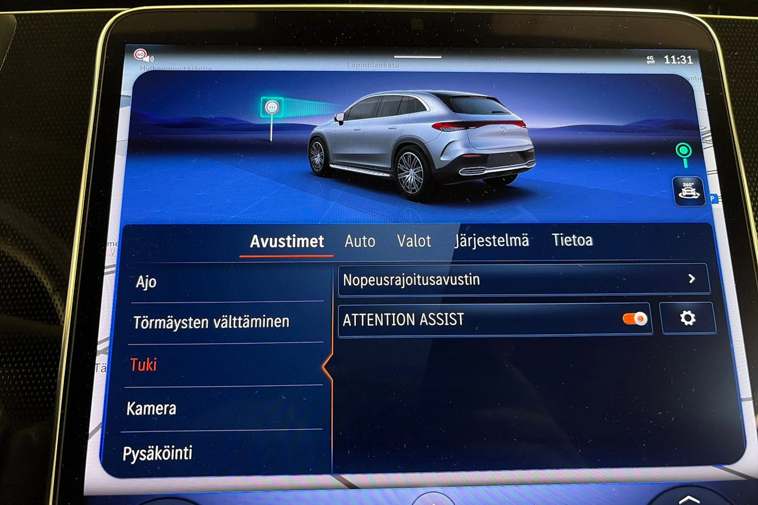 Harmaa Mercedes-Benz EQE SUV 2023 kuva 24.
