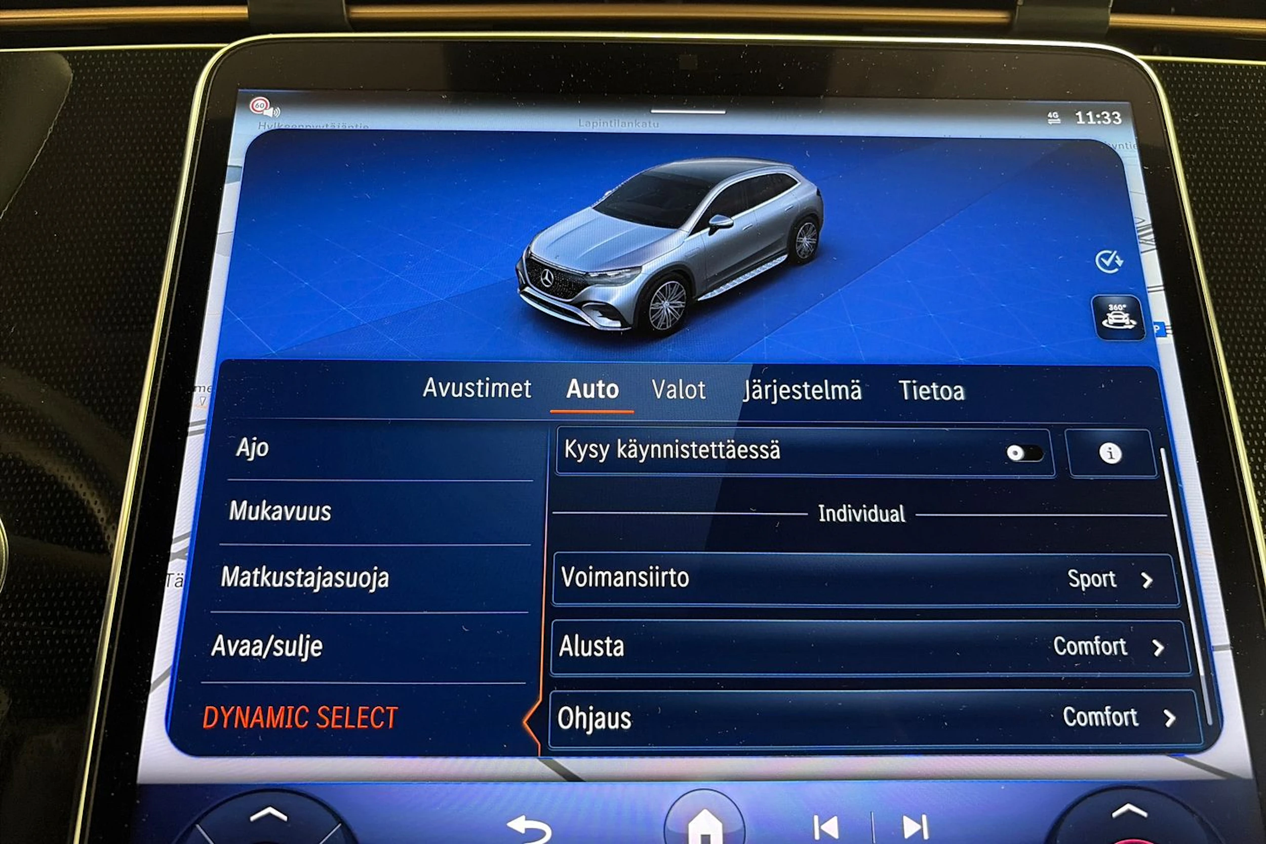 Harmaa Mercedes-Benz EQE SUV 2023 kuva 25.
