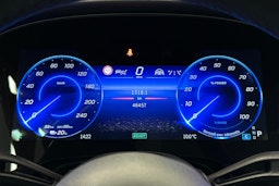 musta Mercedes-Benz EQE SUV 2023 kuva 24.