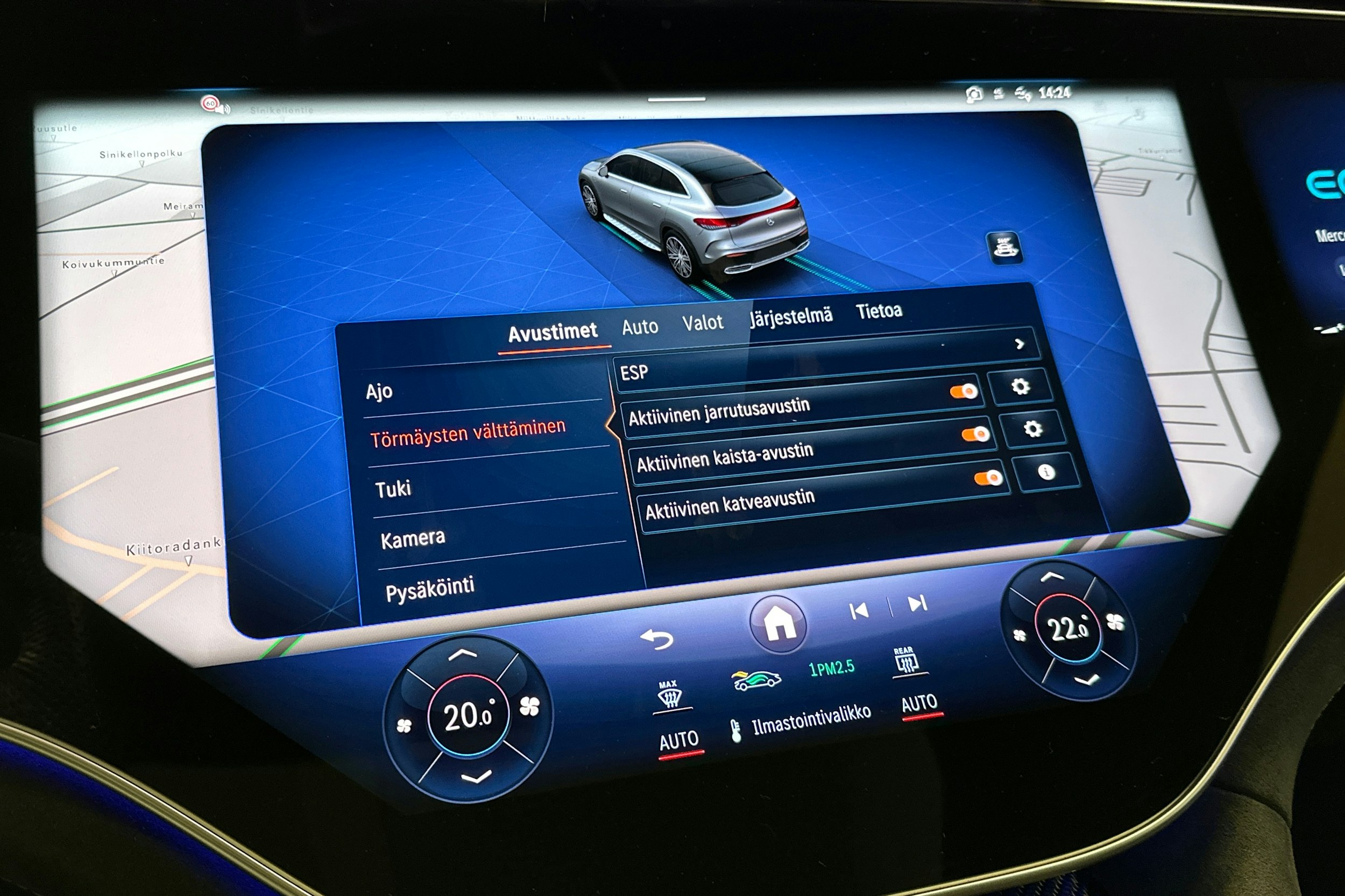 musta Mercedes-Benz EQE SUV 2023 kuva 30.