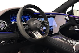 musta Mercedes-Benz EQE SUV 2023 kuva 7.
