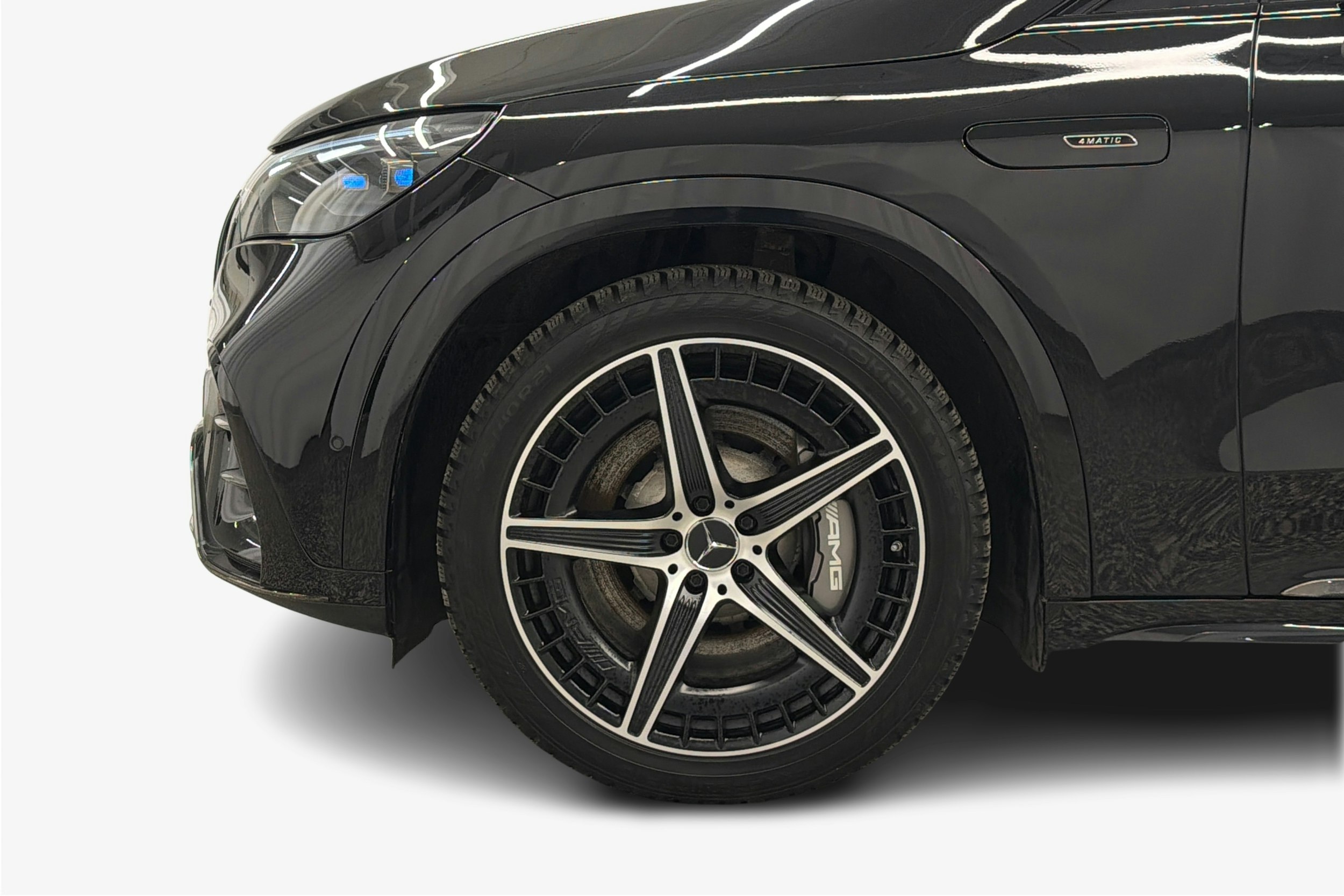 musta Mercedes-Benz EQE SUV 2023 kuva 11.