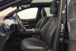 musta Mercedes-Benz EQE SUV 2023 kuva 14.