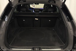 musta Mercedes-Benz EQE SUV 2023 kuva 15.