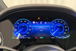 Musta Mercedes-Benz EQE SUV 2023 kuva 20.
