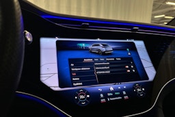 harmaa Mercedes-Benz EQE SUV 2023 kuva 22.