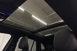 harmaa Mercedes-Benz EQE SUV 2023 kuva 35.