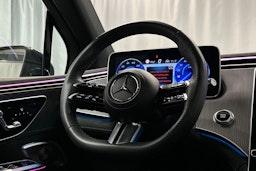 hopea Mercedes-Benz EQE SUV 2024 kuva 18.