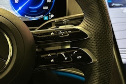 hopea Mercedes-Benz EQE SUV 2024 kuva 22.