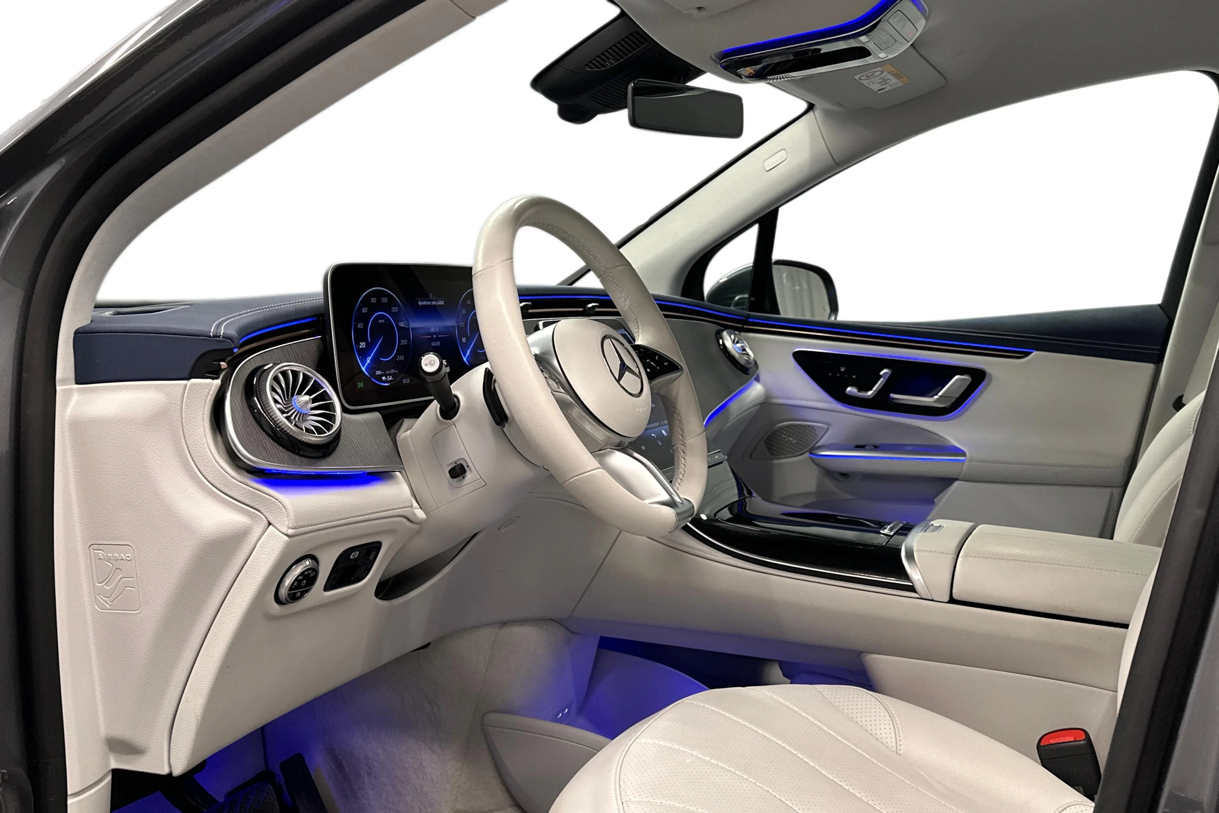 harmaa Mercedes-Benz EQE SUV 2024 kuva 8.