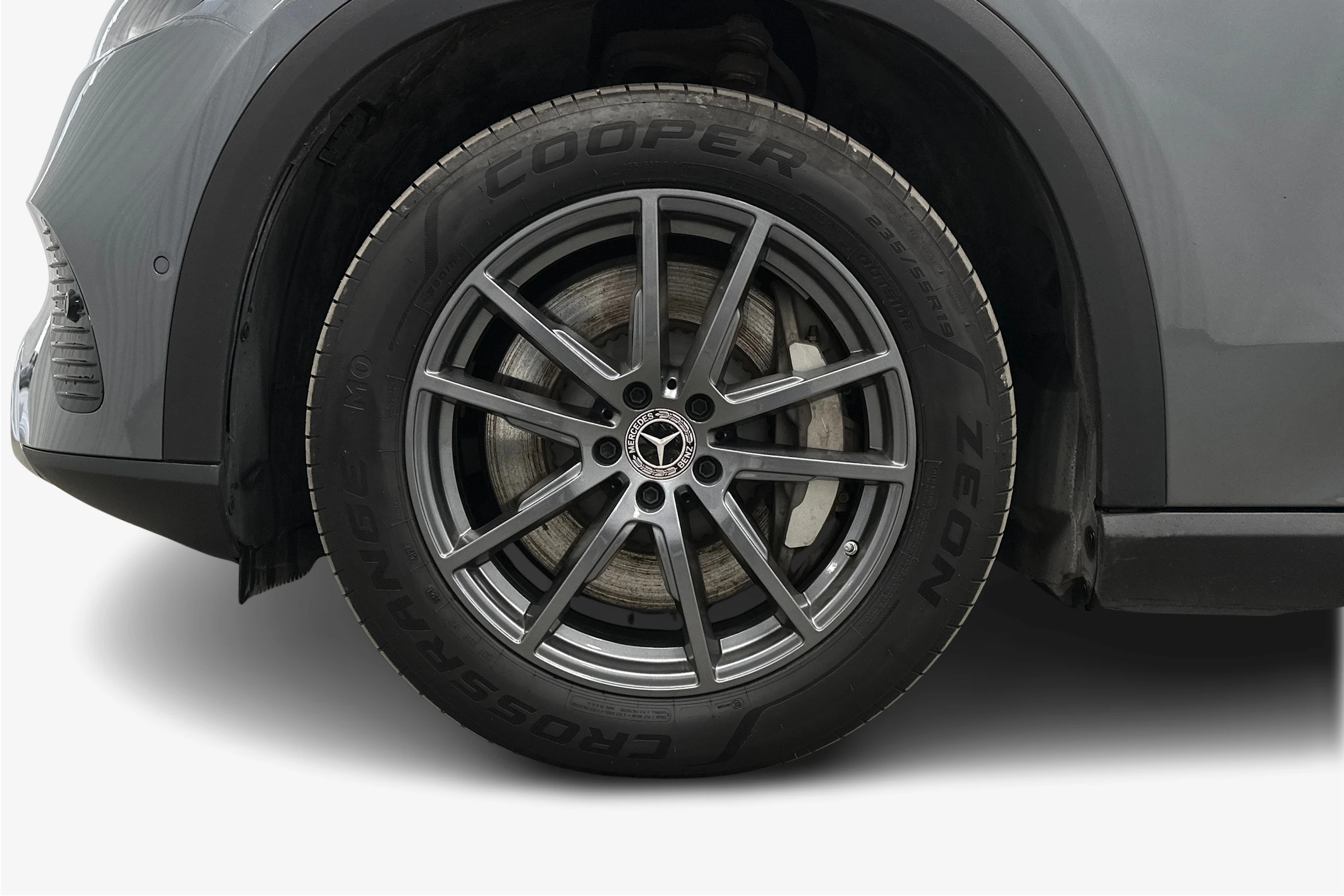 harmaa Mercedes-Benz EQE SUV 2024 kuva 12.