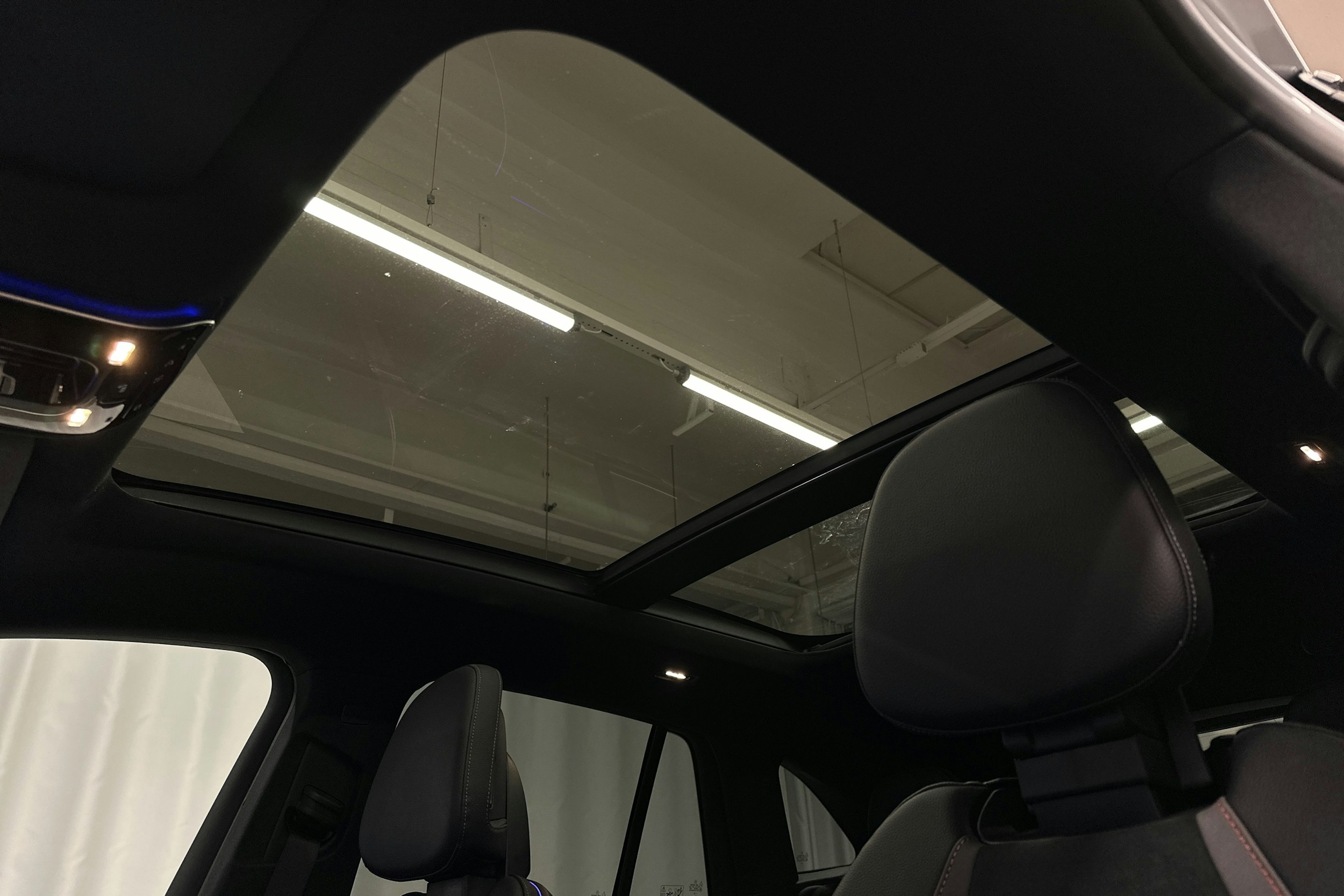 hopea Mercedes-Benz EQE SUV 2024 kuva 25.