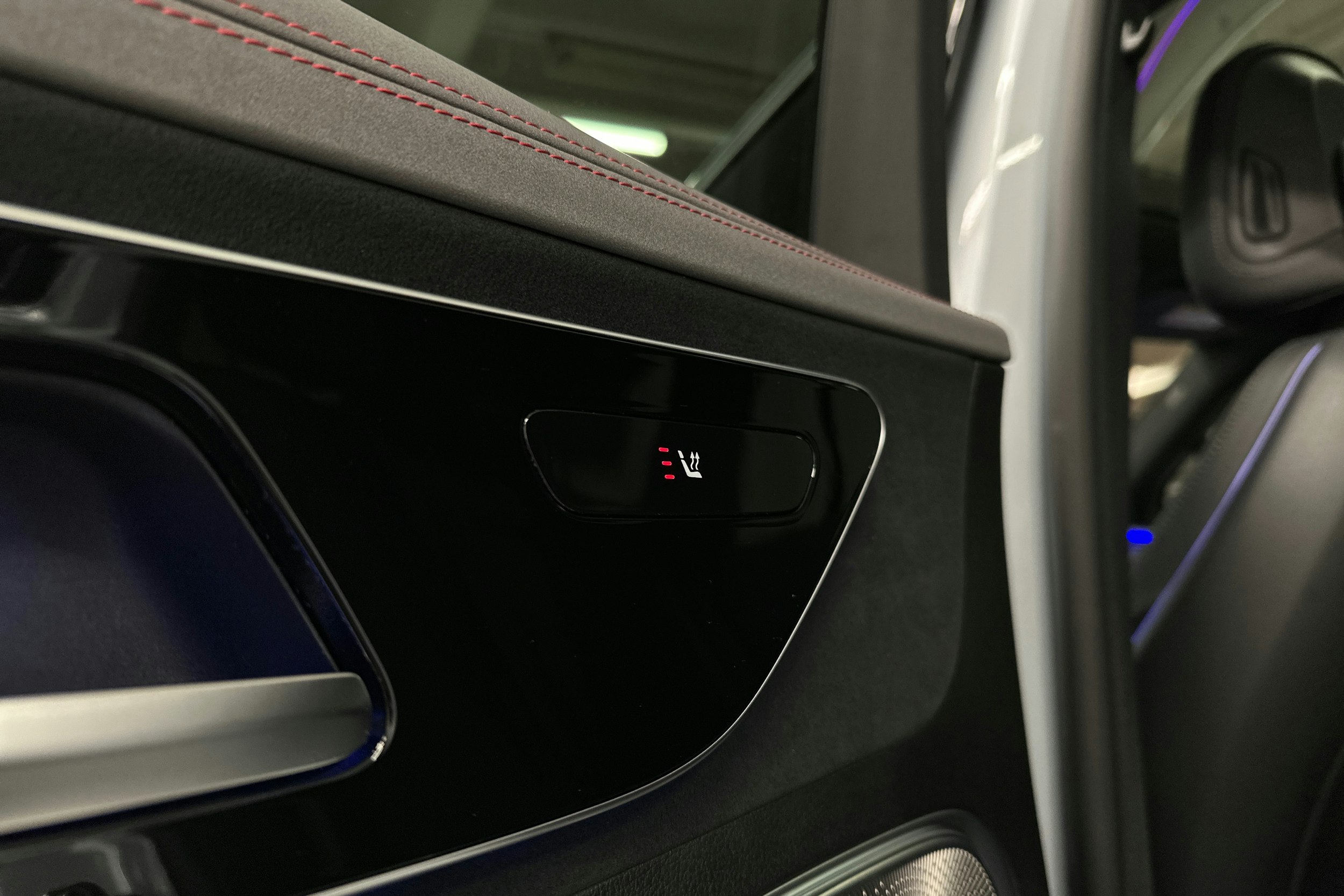 hopea Mercedes-Benz EQE SUV 2024 kuva 26.