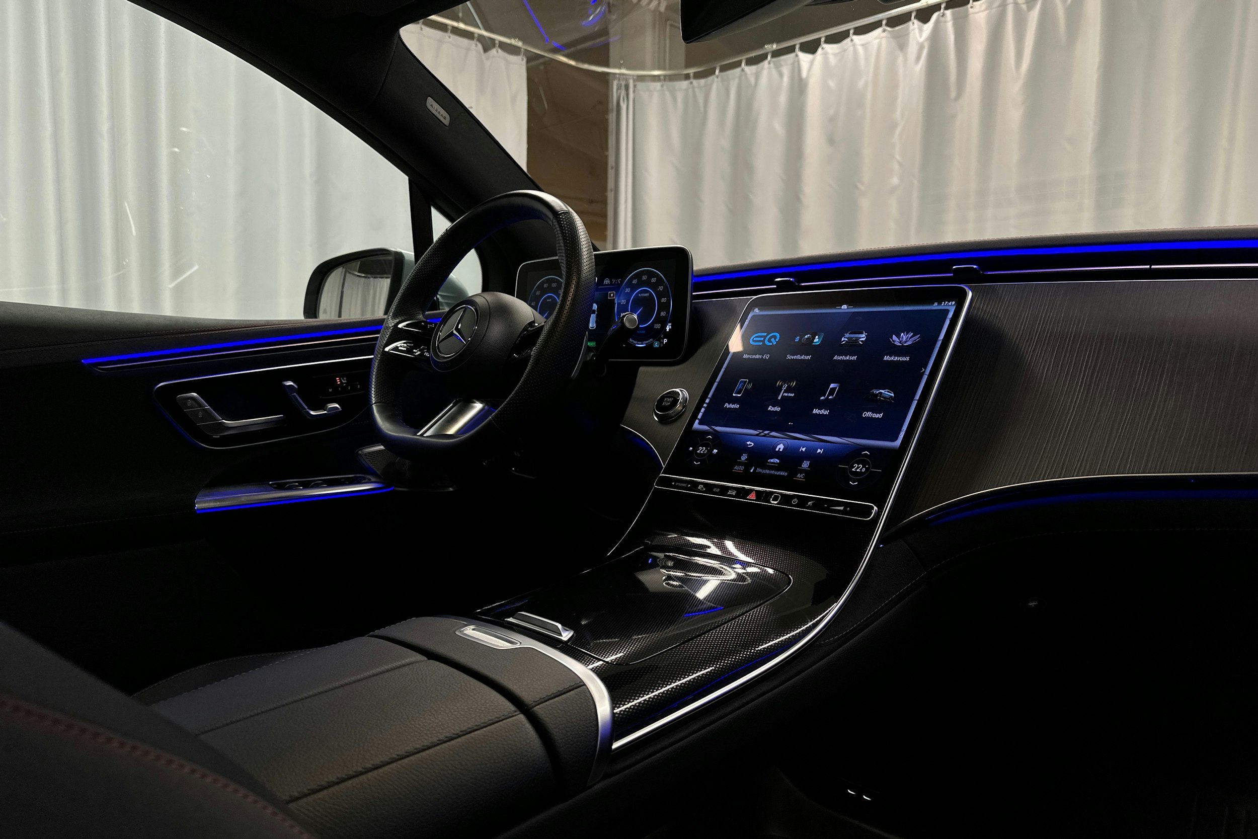 hopea Mercedes-Benz EQE SUV 2024 kuva 30.