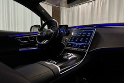 hopea Mercedes-Benz EQE SUV 2024 kuva 30.