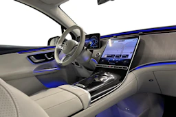 harmaa Mercedes-Benz EQE SUV 2024 kuva 9.