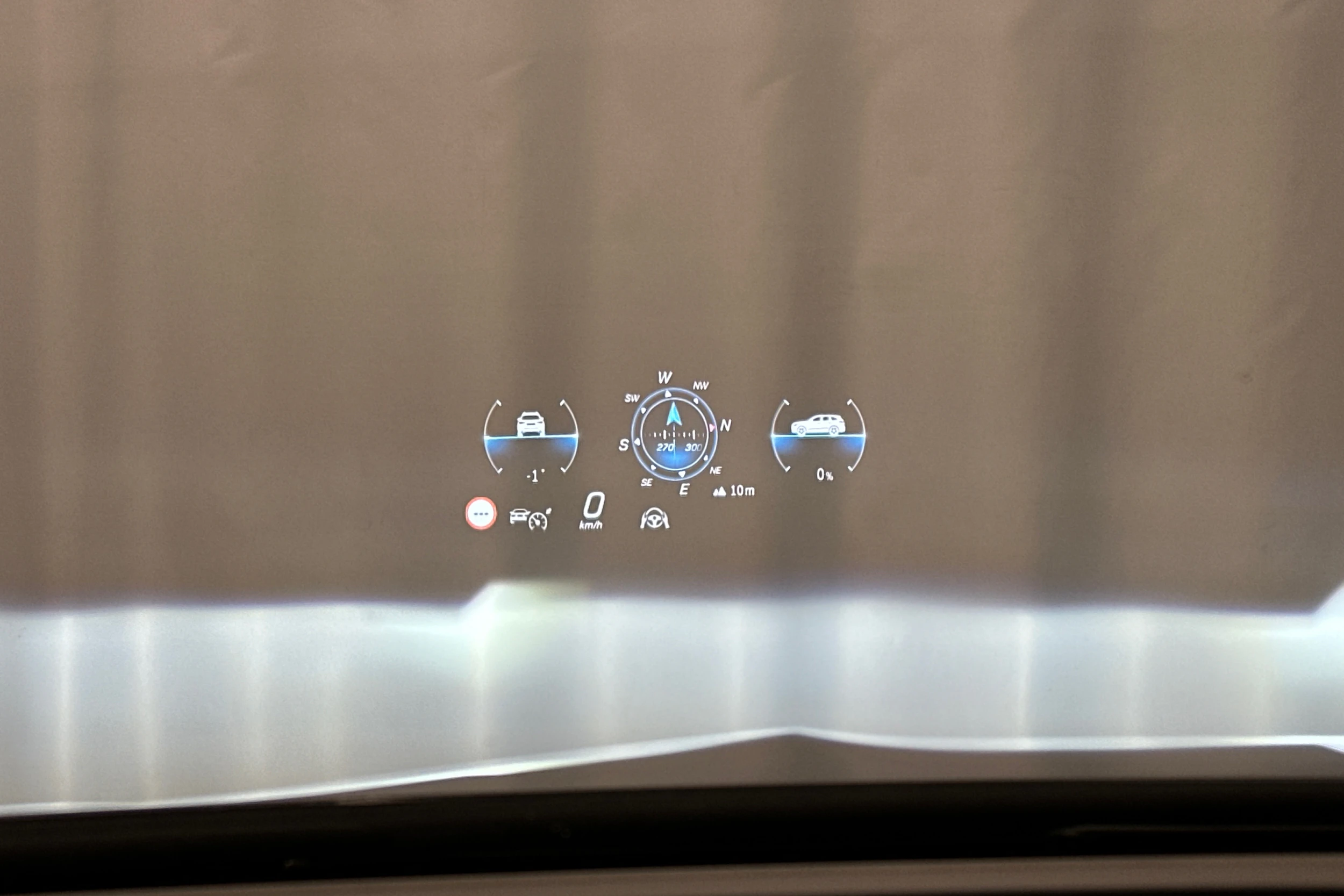 vihreä Mercedes-Benz EQE SUV 2024 kuva 18.