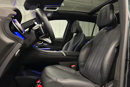 vihreä Mercedes-Benz EQE SUV 2024 kuva 36.