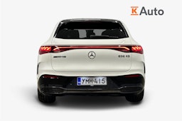 valkoinen Mercedes-Benz EQE SUV 2024 kuva 3.