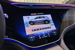 harmaa Mercedes-Benz EQE SUV 2024 kuva 13.