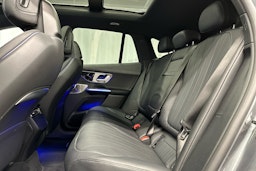 harmaa Mercedes-Benz EQE SUV 2024 kuva 26.