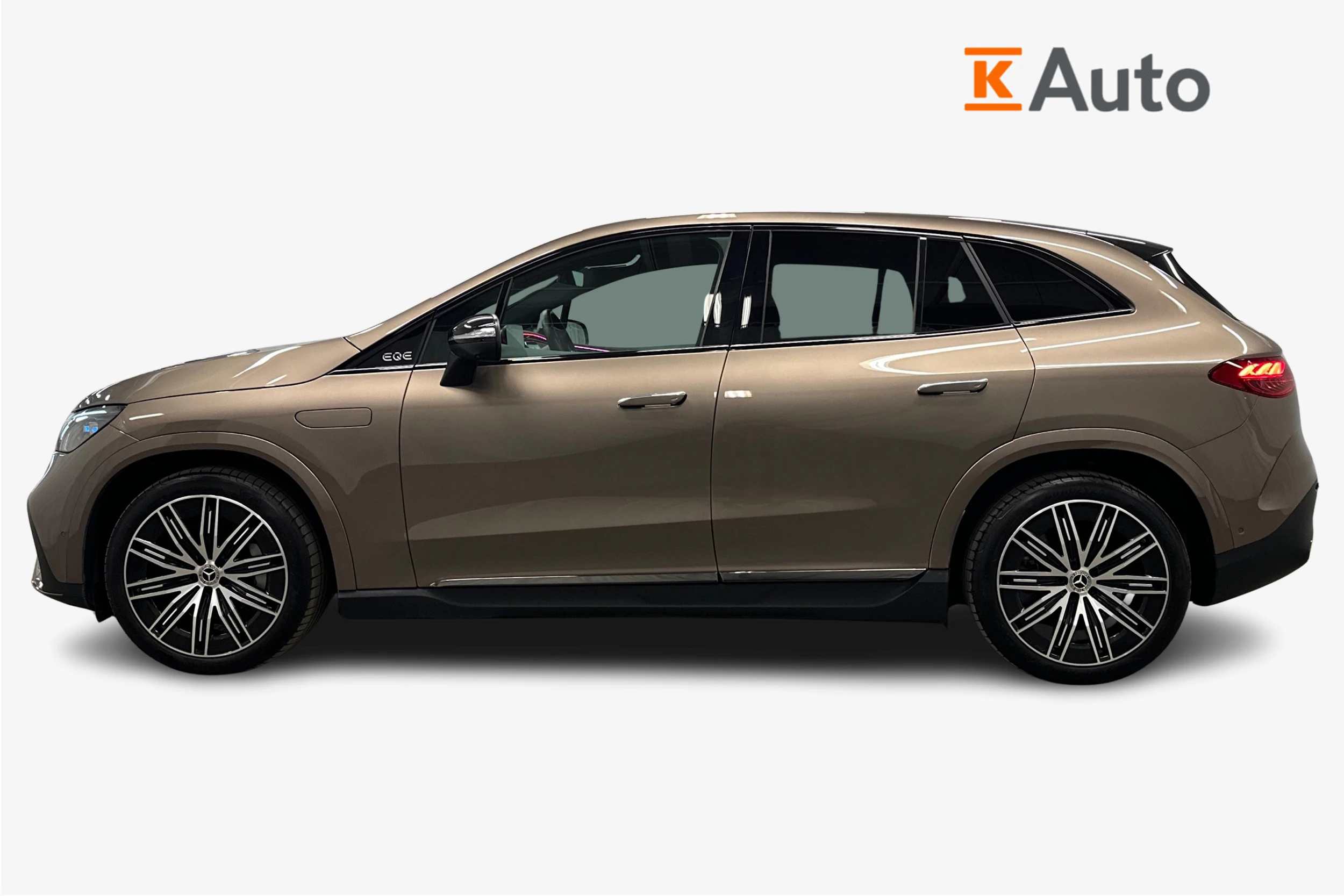 ruskea (beige) Mercedes-Benz EQE SUV 2025 kuva 5.