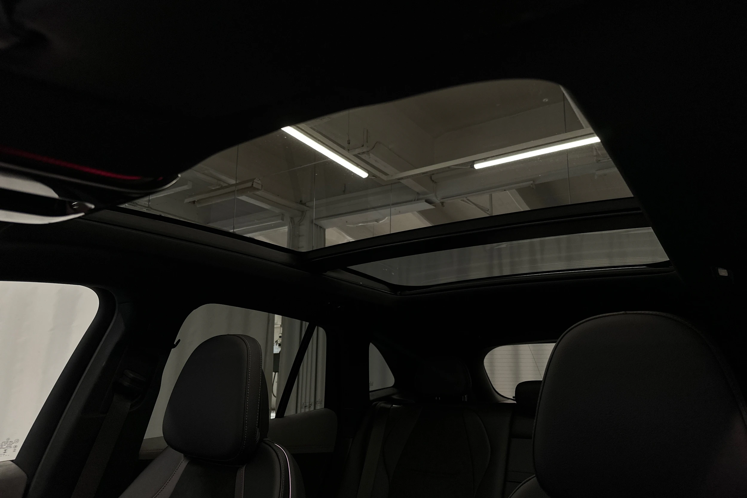 ruskea (beige) Mercedes-Benz EQE SUV 2025 kuva 34.