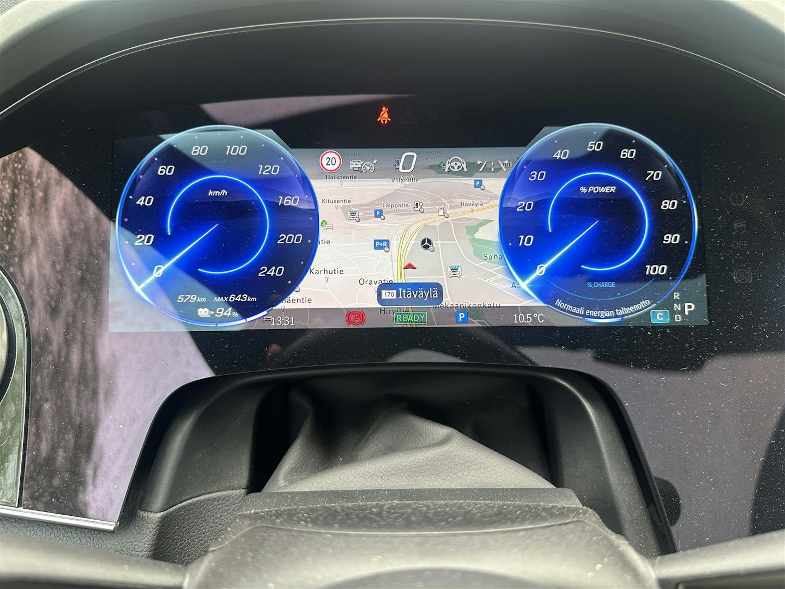 musta Mercedes-Benz EQS 2021 kuva 10.