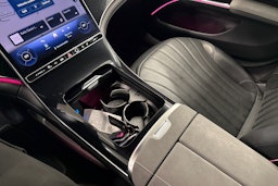 musta Mercedes-Benz EQS 2022 kuva 20.