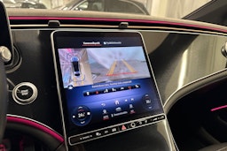 musta Mercedes-Benz EQS 2022 kuva 22.