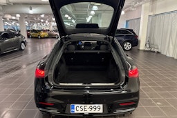 musta Mercedes-Benz EQS 2022 kuva 29.