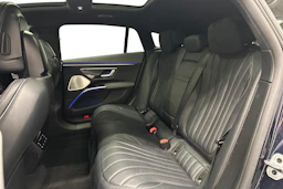 sininen Mercedes-Benz EQS 2022 kuva 8.