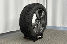 sininen Mercedes-Benz EQS 2022 kuva 10.