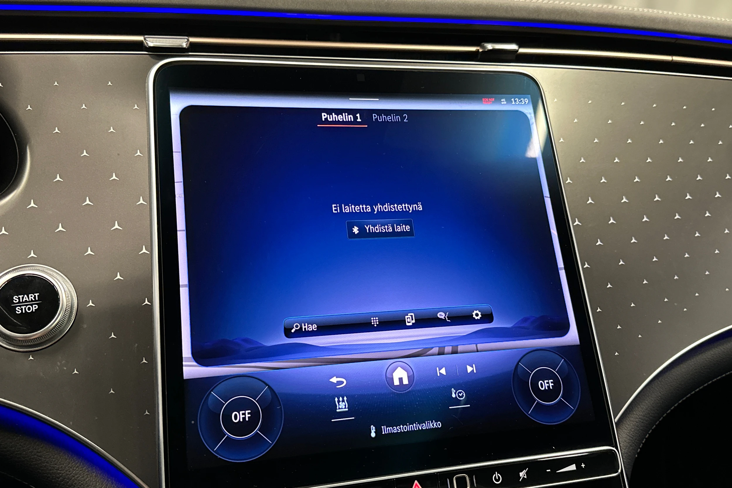 sininen Mercedes-Benz EQS 2022 kuva 29.