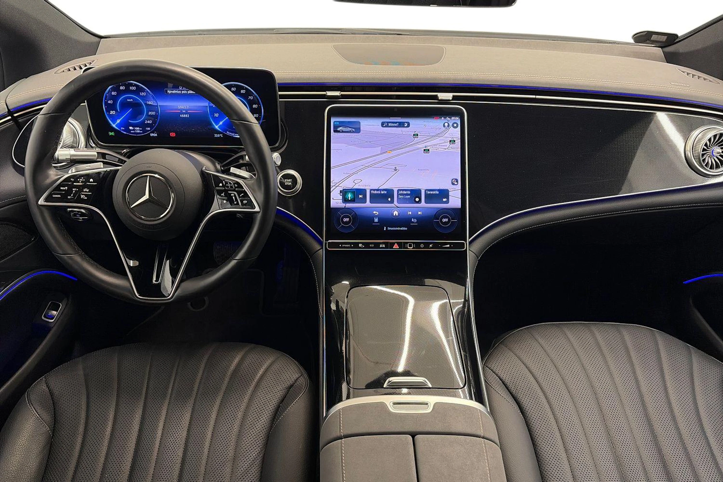 musta Mercedes-Benz EQS 2022 kuva 7.