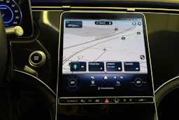 musta Mercedes-Benz EQS 2022 kuva 21.