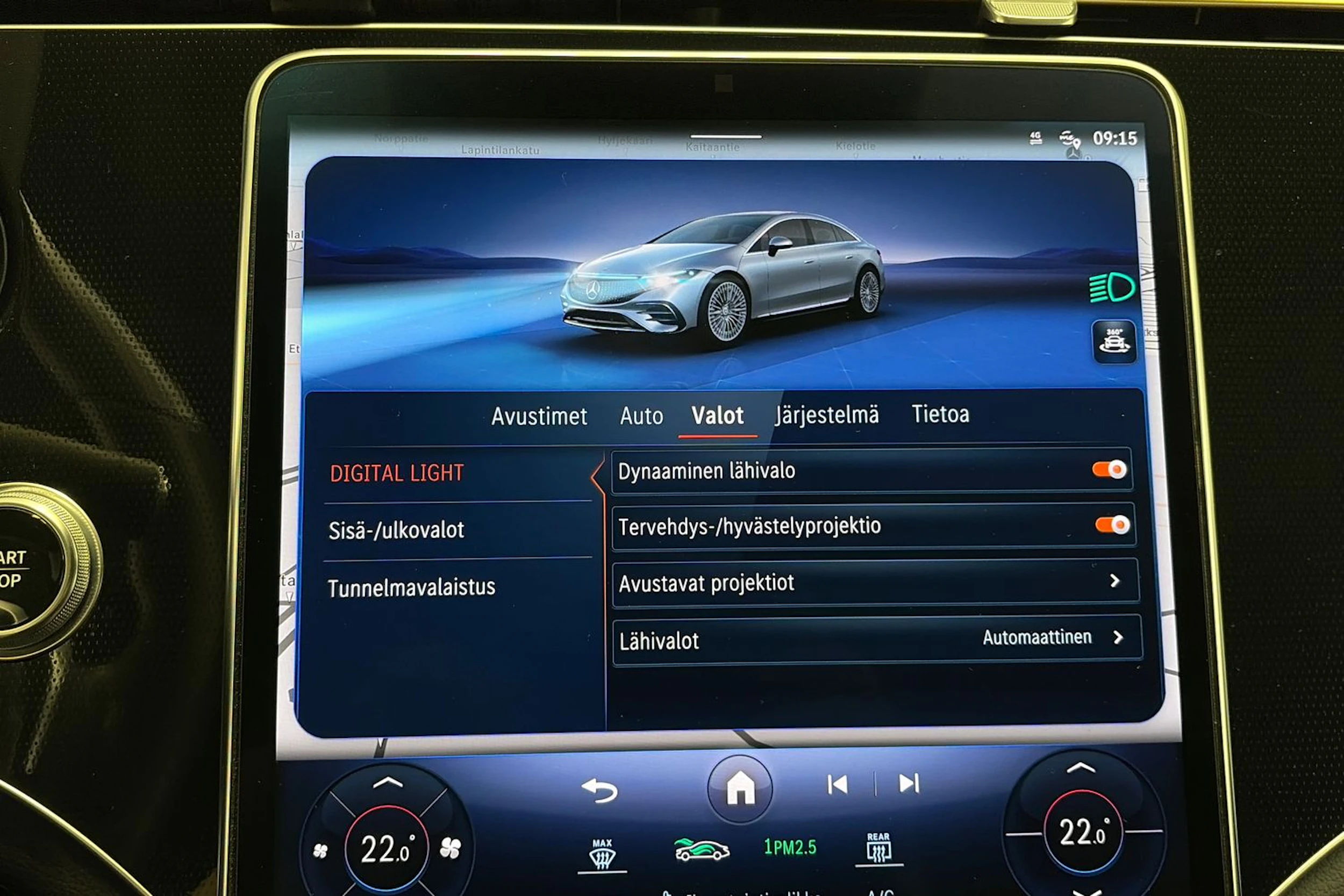 musta Mercedes-Benz EQS 2022 kuva 29.