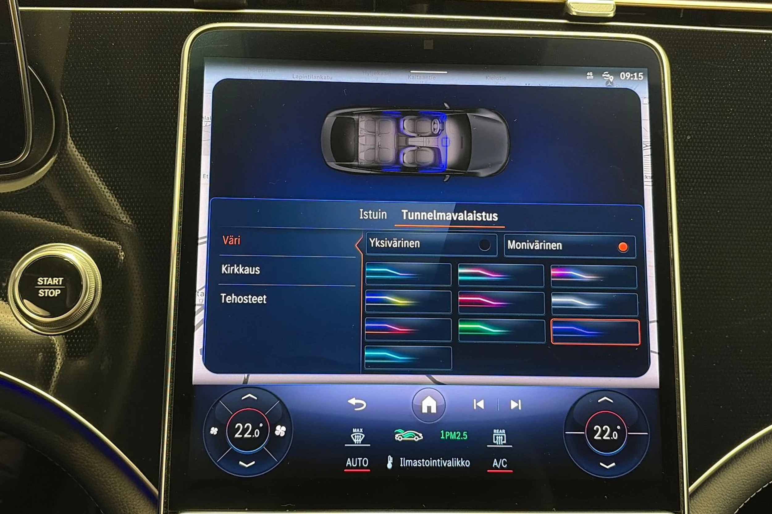 musta Mercedes-Benz EQS 2022 kuva 30.