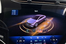 Harmaa Mercedes-Benz EQS 2022 kuva 32.