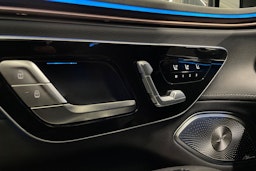 harmaa Mercedes-Benz EQS 2022 kuva 27.