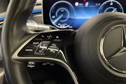 harmaa Mercedes-Benz EQS 2022 kuva 28.