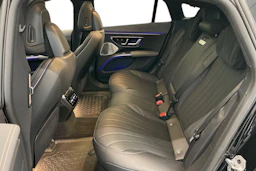 Musta Mercedes-Benz EQS 2023 kuva 8.
