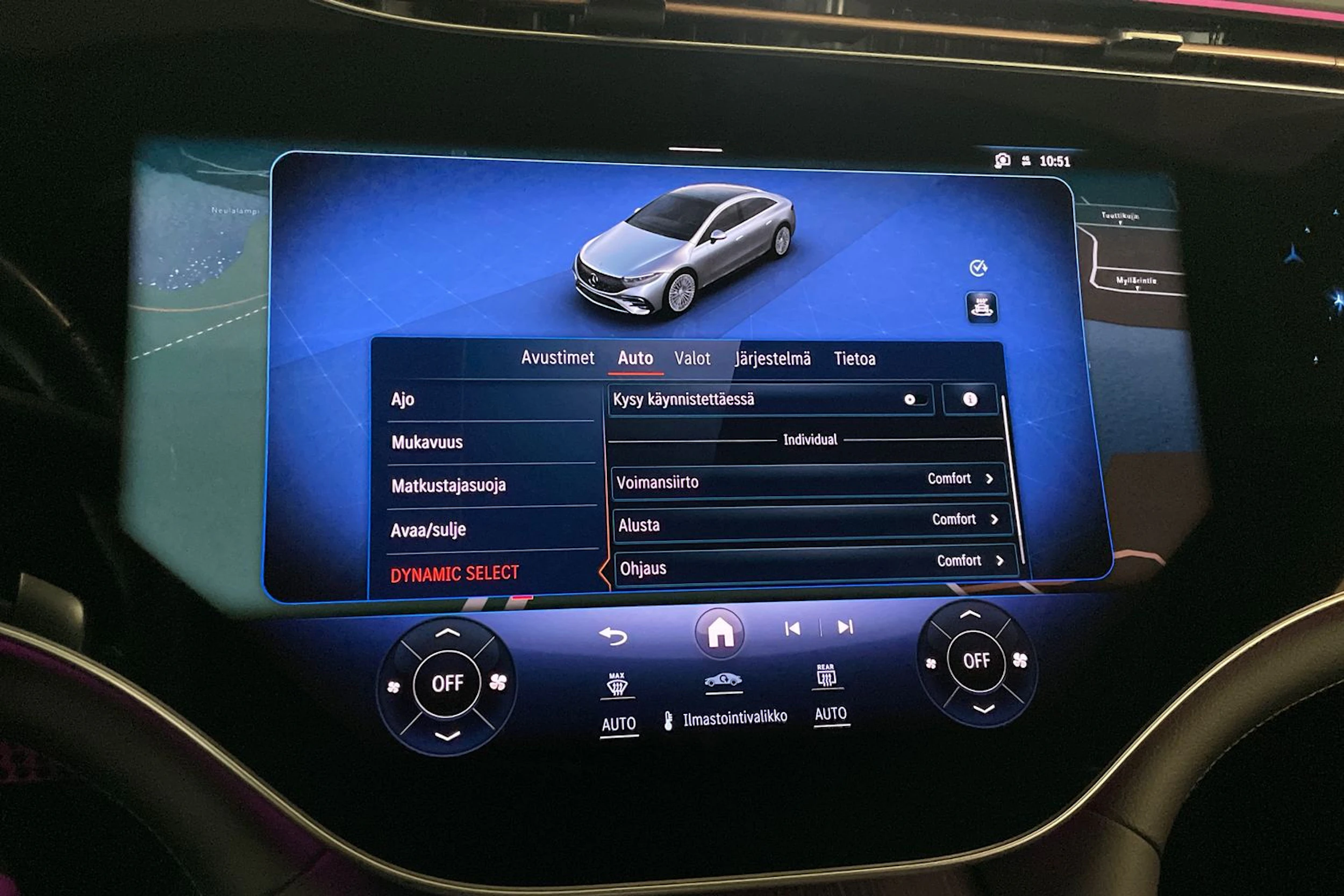 Musta Mercedes-Benz EQS 2023 kuva 27.