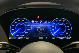 Musta Mercedes-Benz EQS 2023 kuva 29.
