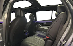 harmaa Mercedes-Benz EQS SUV 2023 kuva 7.