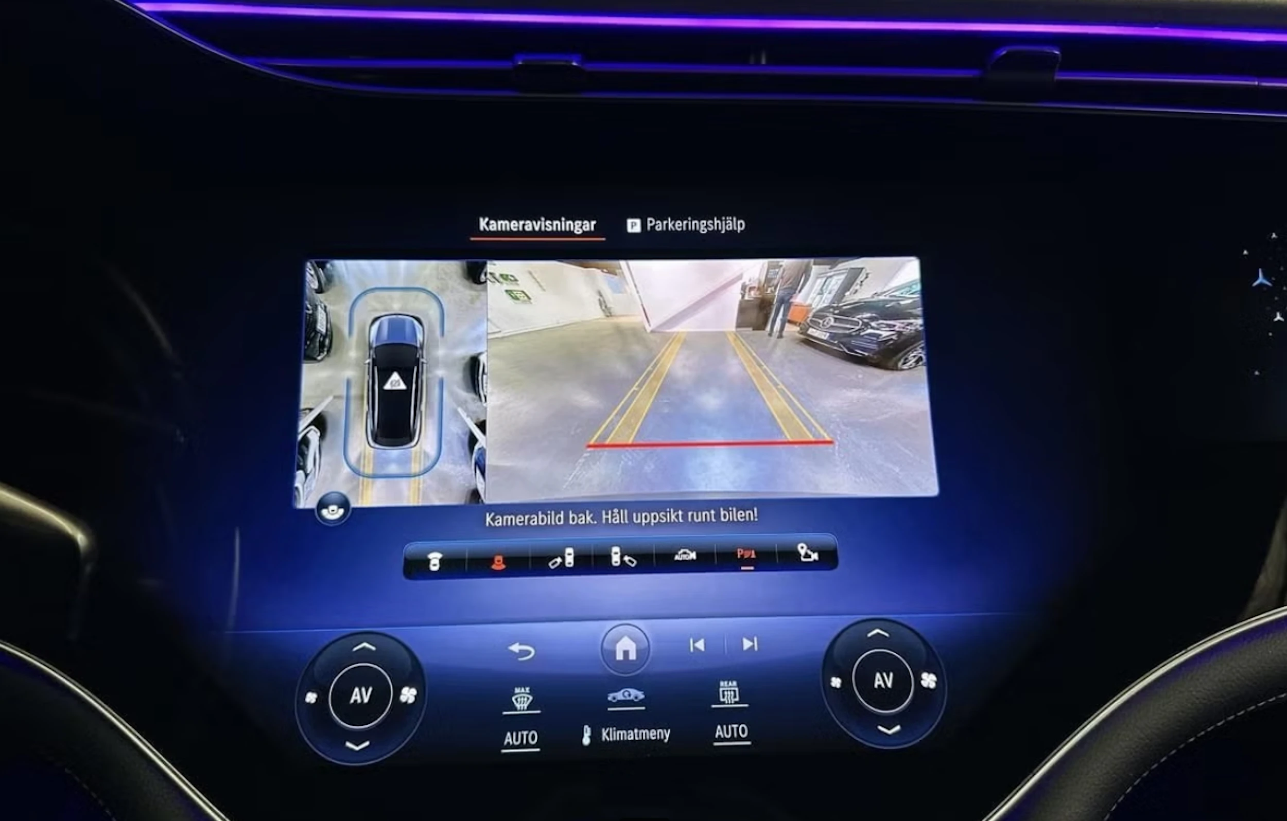 harmaa Mercedes-Benz EQS SUV 2023 kuva 12.