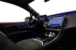 harmaa Mercedes-Benz EQS SUV 2023 kuva 9.